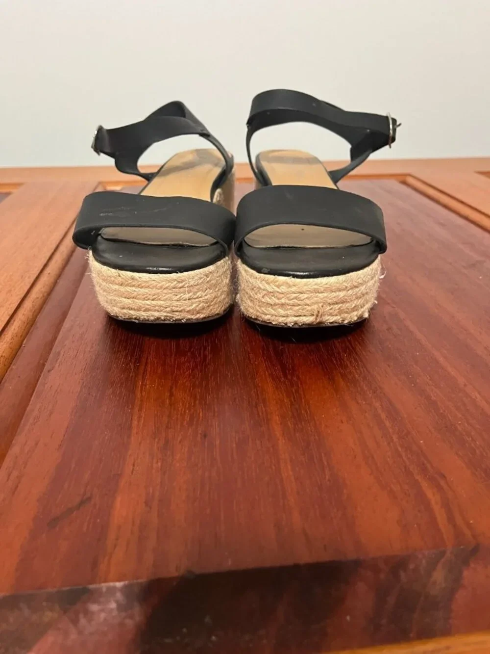 City Classified Espadrille Platform Open Toe Sandals Size 7 Black Straps